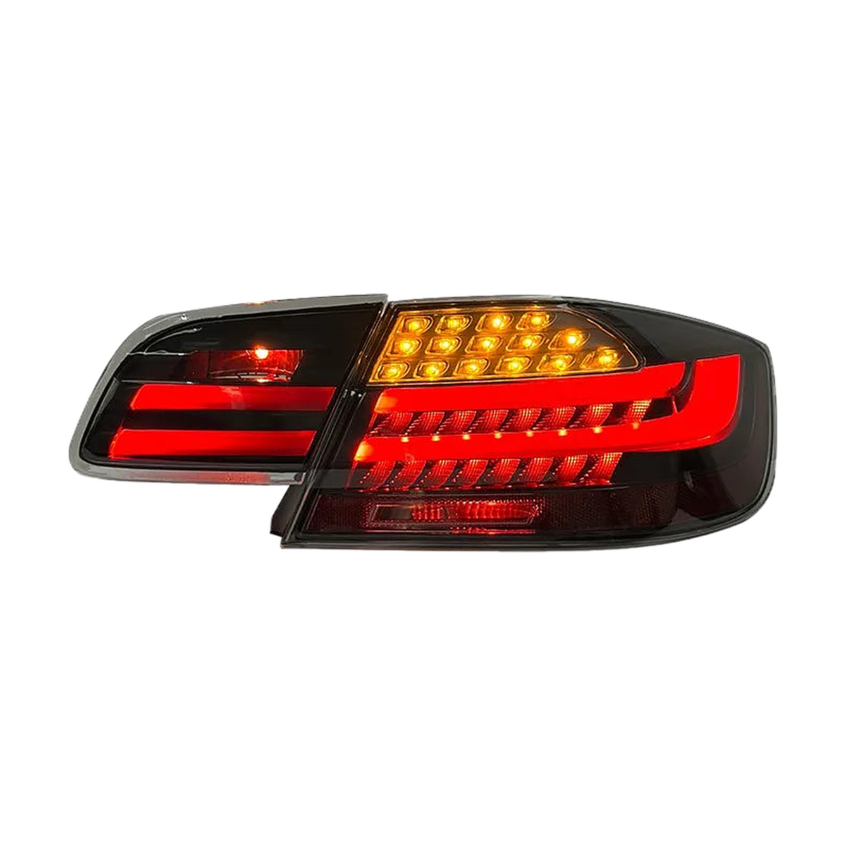 Smoked LED tail light pair with amber turn signal lit, for BMW 3 Series E92 Coupé (2006-2013)