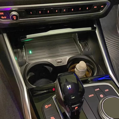 Wireless charging tray installed in center console, for BMW 3 Series G20/G21/G28, 4 Series G26
