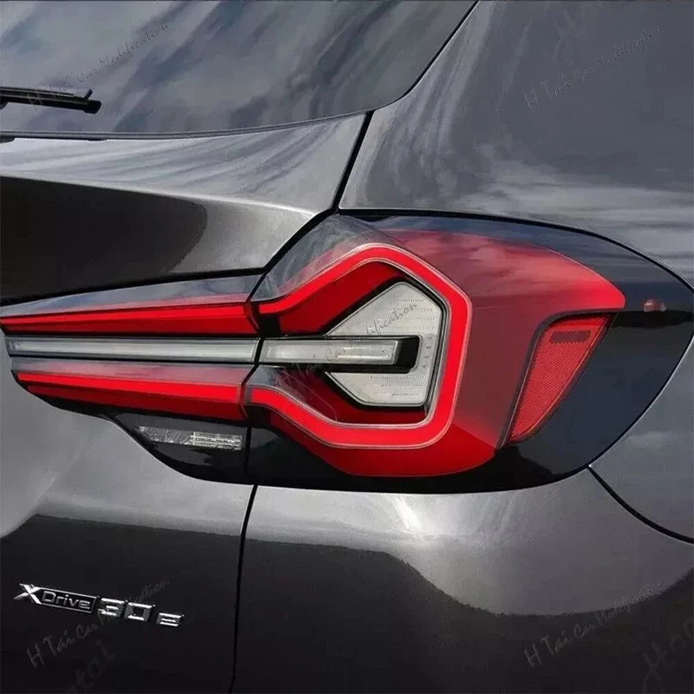 LED tail lights with sequential indicators for BMW X3 G01, view 3