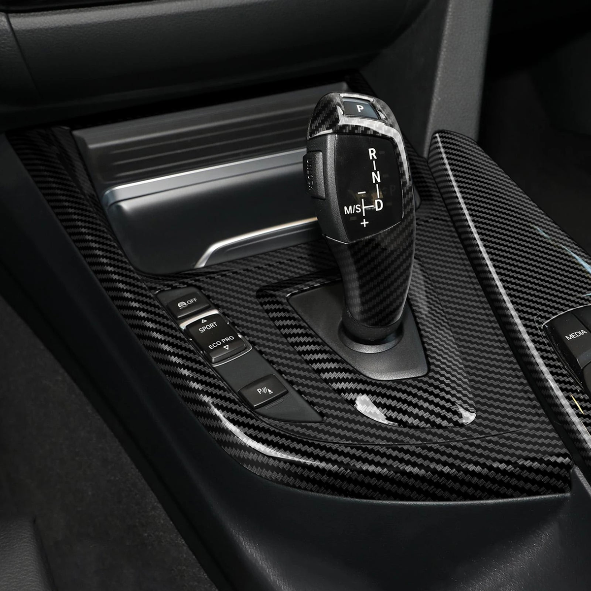 Carbon fibre pattern gear shift panel and knob cover fitted in the console, for BMW F30 / F31 / F34 / F32 / F33 / F36