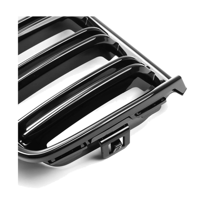 Gloss black double-slat kidney grille, close-up detail, for BMW 3 Series E90, E91 Pre-LCI (2005-2008)