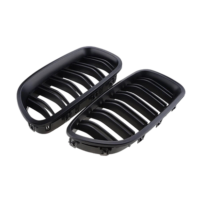 Matte black double-line kidney grille pair, angled view, for BMW 5 Series F10 / F11 / M5 (2010-2017)