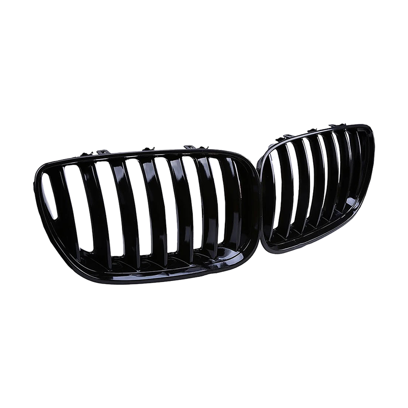 Gloss black kidney grille pair for BMW X5 E53 LCI (2004-2006), angled view