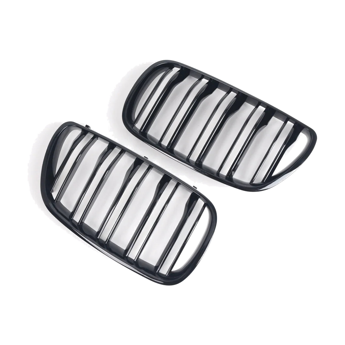 Gloss black kidney grille pair, angled view, for BMW X3 E83 Facelift (2007-2010)